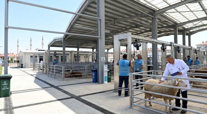 KURBAN KESERKEN NELERE DİKKAT EDİLMELİ!?